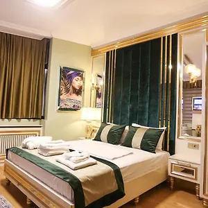 Whitemoon Taksim Апарт-отель